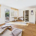 Hébergement de vacances Boho Haus Sorpesee Ferienhaus Mit Privater Sauna, Garten & 2 Baedern Nahe Promenade & Hotel Seegarten Sundern