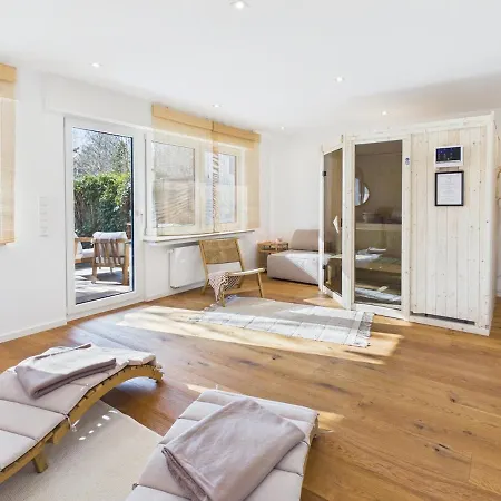 Semesterbostad Boho Haus Sorpesee Mit Privater Sauna, Garten & 2 Baedern Nahe Promenade & Seegarten Sundern